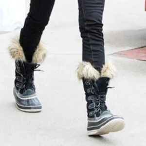 sorel  joan of arctic faux fur trim tie up leather suede winter boots size 6